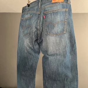 Levis 514 - Nästan aldrig använda, nyskick!