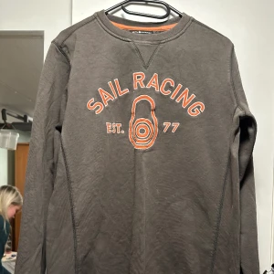 Sail racing tröja - Säljer denna sail racing tröja i storlek S/M Skriv vid frågor 