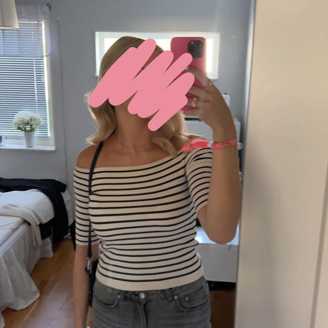 Off shoulder topp - 90