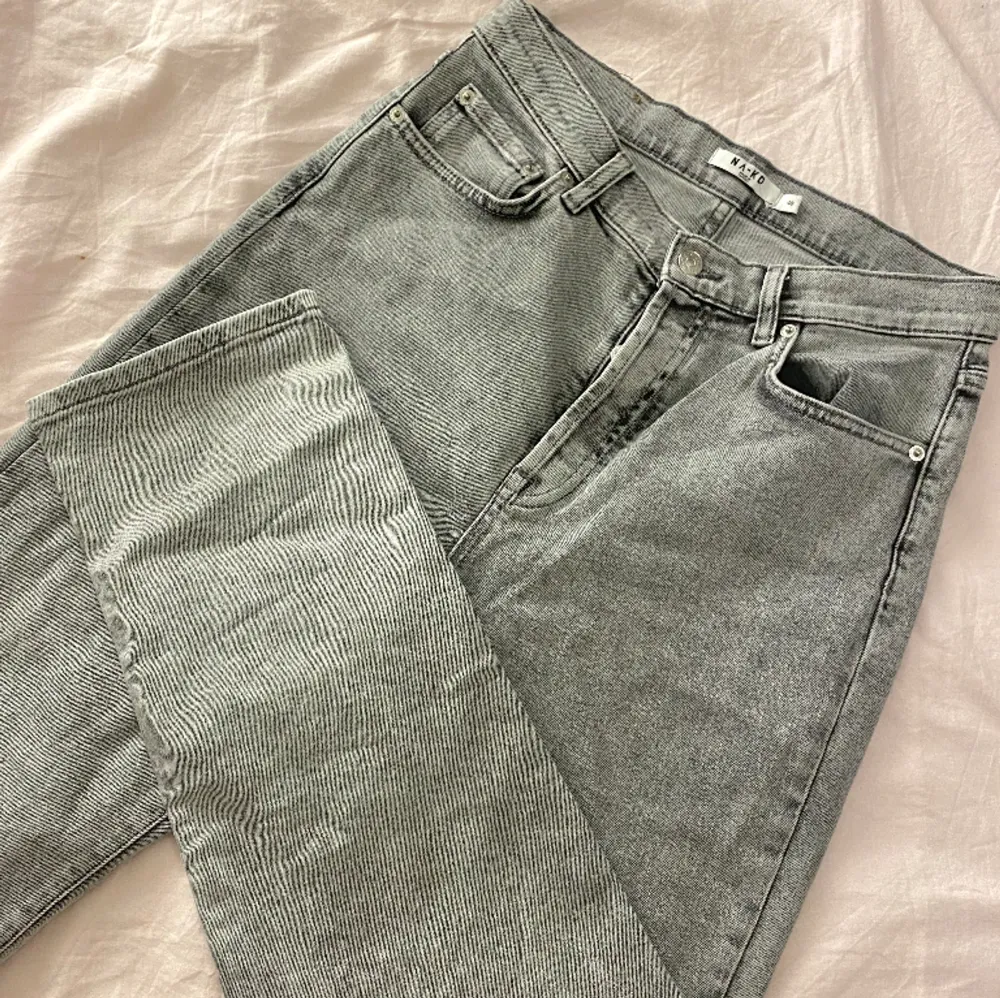 Raka Jeans från nakd i storlek 40 som nya. Jeans & Byxor.