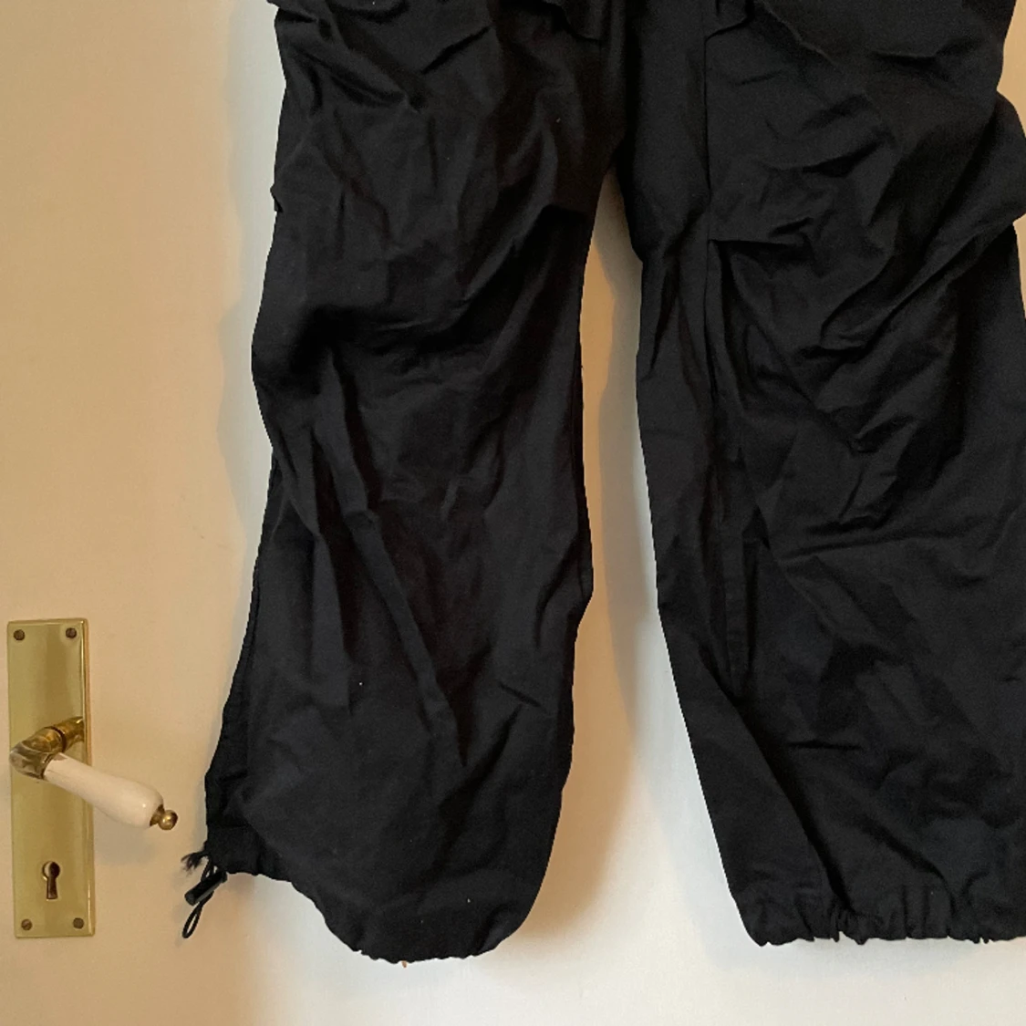 Parachute-byxor från Pull&Bear - 90