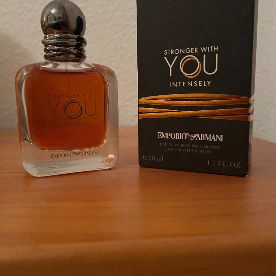 Stronger with you intensely 50 ml 700 kr men priset är inte satt jag kan också tänka mig att byta
