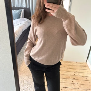 Glittrig tröja - Så fin glittrig tröja!! 