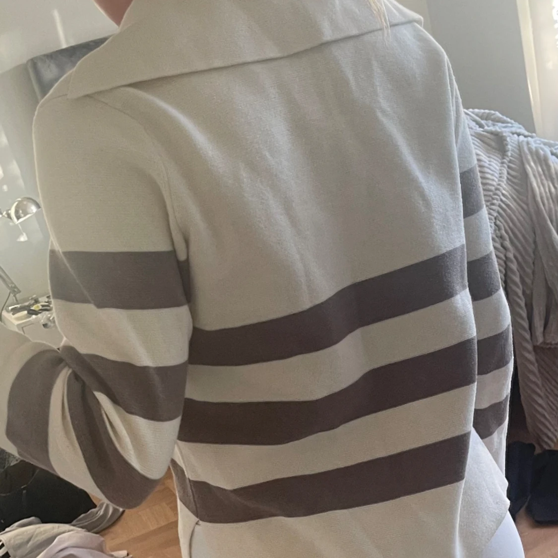 Stickad tröja  - 90