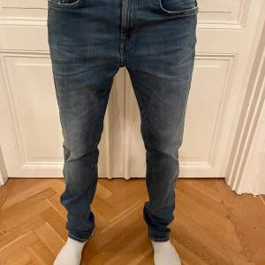 Snygga Replay jeans med modellen Grove Skick: 8/10 Nypris: 1800kr