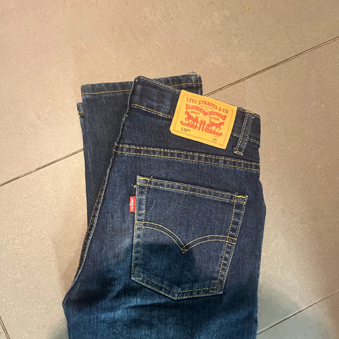 levis jeans