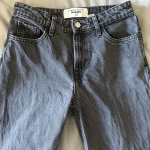 Jeans - Jeans som tyvärr blivit för små. 
