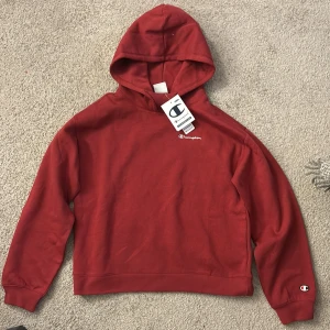 Ny Champion hoodie - Helt ny champion hoodie, aldrig använd🌸