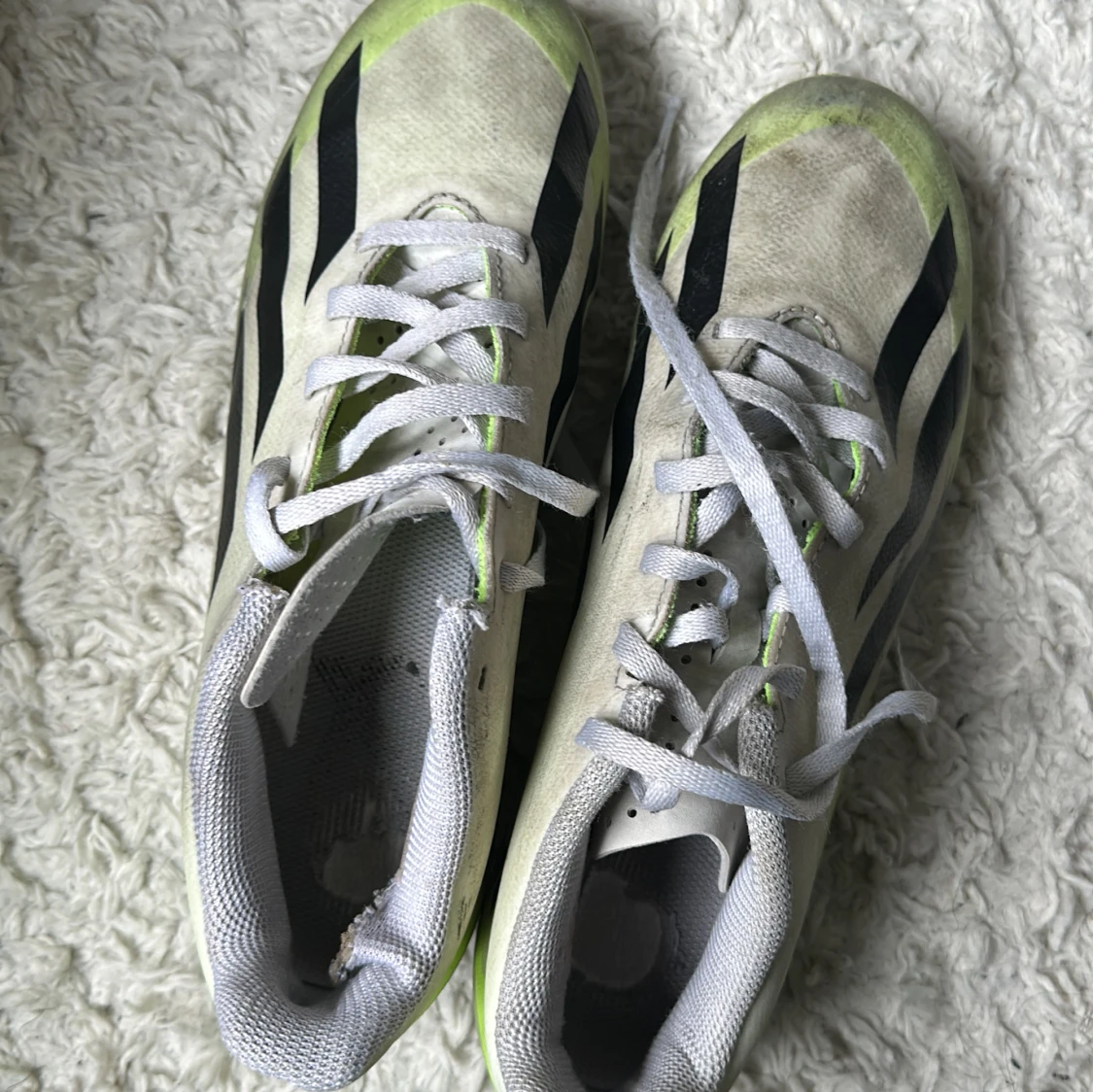 Gamla fotbollsskor - 90