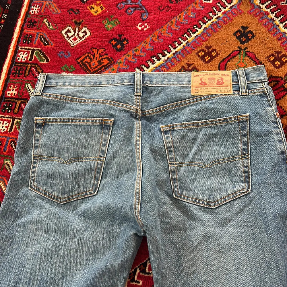 Blå, lågmidjade, regular fit, American Classic Jeans från GRANT. Har aldrig använt.. Farkut & Housut.
