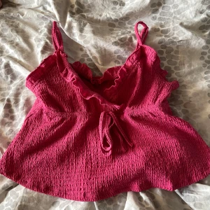 Rosa sommar topp - Gullig sommar topp som passar till kjolar och shorts💕