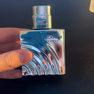 David Beckham och Hugo Boss parfym  - 75ml Hugo boss, ca 60% kvar och 40ml David Beckham, 95% kvar