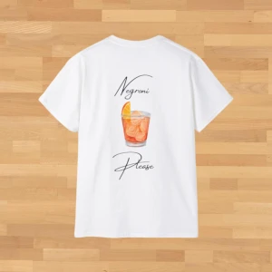 Negroni Please T-Shirt - Säljer denna stilrena t-shirt för de som älskar Negroni! Den är helt ny, inga defekter. Skriv till mig vid fler frågor🤝