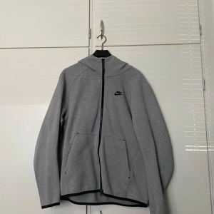 Fin Nike tech fleece!  - Helt oskadd, super fint skick🙏