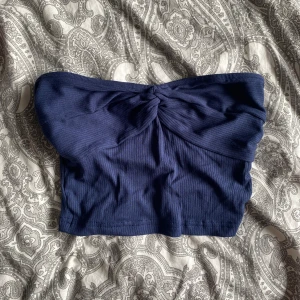 Topp - Bandeau topp. Helt ny.