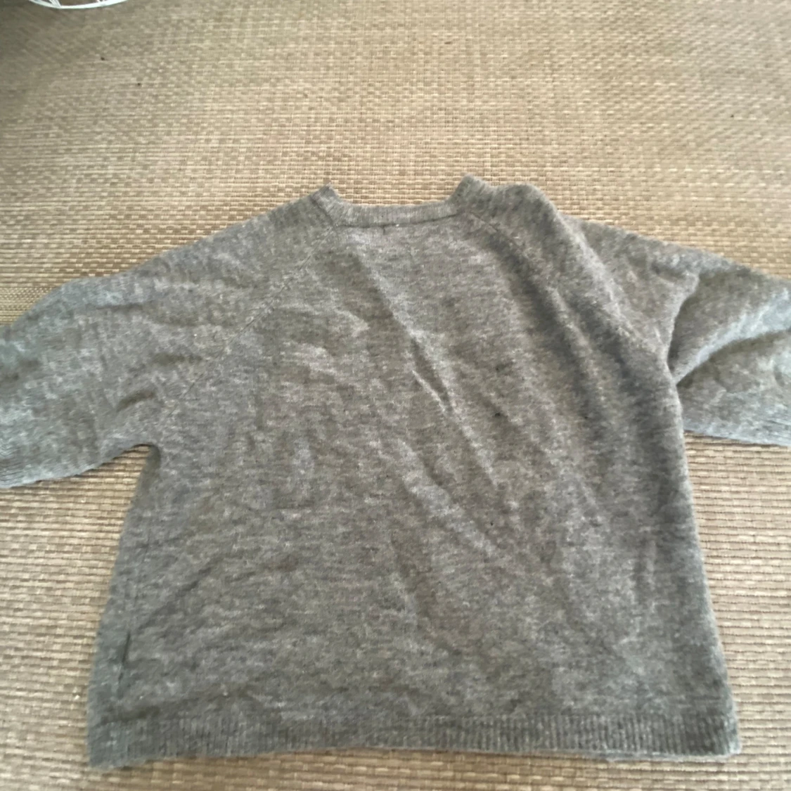 Kortärmad stickad tröja