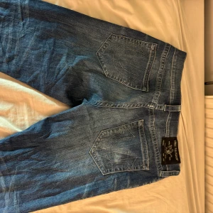True religion jeans - Dem har inga hål eller fläckar. Perfekt condition.
