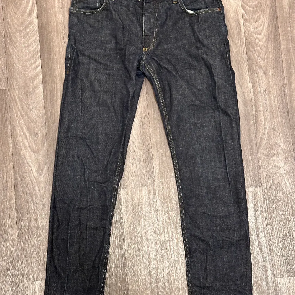 Worn but in very good condition. Jeans & Byxor.