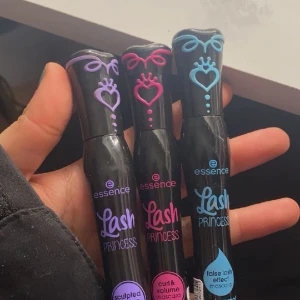 Mascara  - Aldrig använda. Köpta för 80 kr st. 