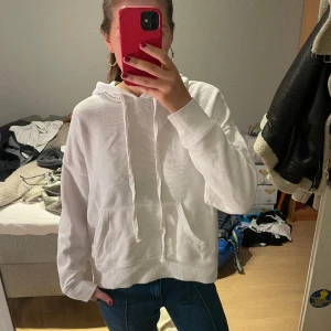 Vit hoodie - Superskön köpt i usa