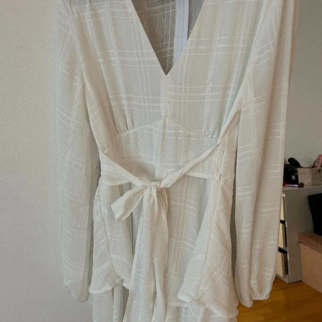 Vit klänning storlek 40 - 90