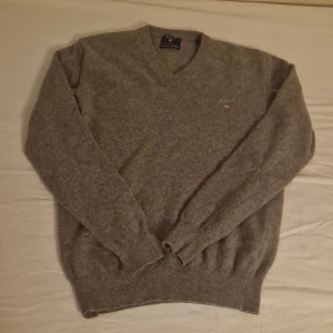 Har använts 3 gånger inga fläckar eller hål. - Jätte bra skick 9/10 använts 3 gånger som sagt 