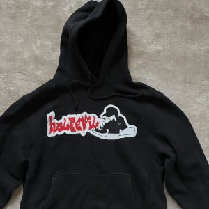 Halfevil Hoodie - Använd men i väldigt bra skick
