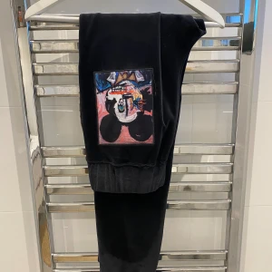 Limitato byxor - Skick 8/10 använda fåtal gånger nypris 2300kr