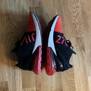 Air max 270 (41) - Oanvänt skick, köpta från nikes hemsida