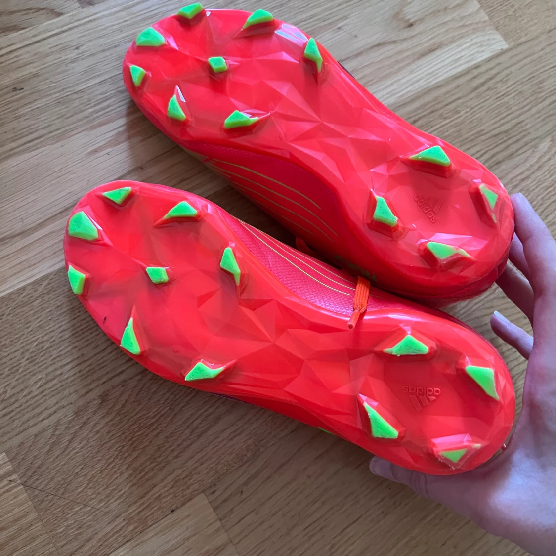 fotbollsskor barn  - 90