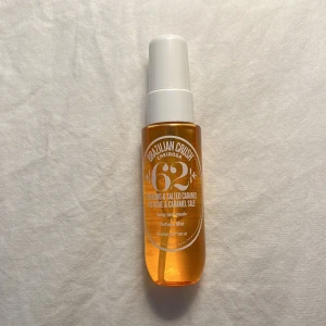 Brazilian crush mini - Säljer min nästan helt oanvända mini brazilian crush (62) då den inte kommer till användning. Luktar otroligt gott och mjukt och perfekt nu inför sommaren! Den är endast testad! Kom privat om du har frågor ❤️