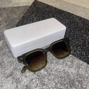 Chimi - Säljer mina knappt använda Chimis 04L Green. Alla tillbehör följer med:)