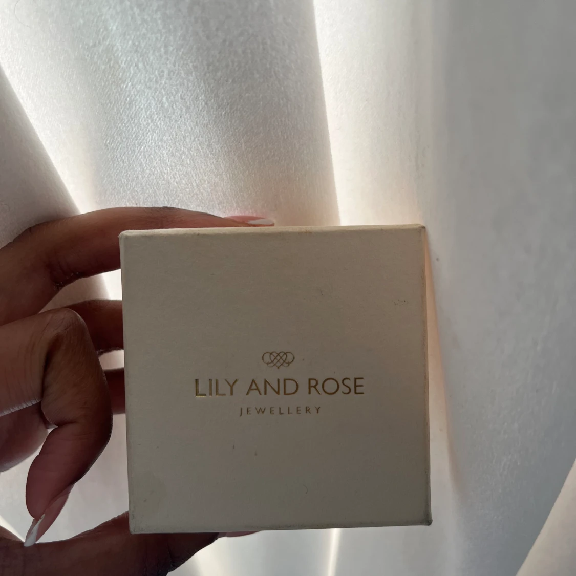 Lily and rose