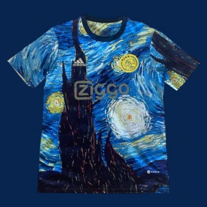 Ajax Amsterdam Van Gogh Special kit - Inget namn på ryggen! Nästan helt nytt sick inga fel på tröjan!💙