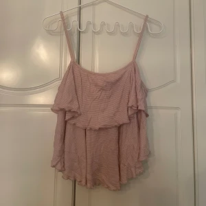 Linne - Gulligt rosa linne från H&M i storlek S 🩷