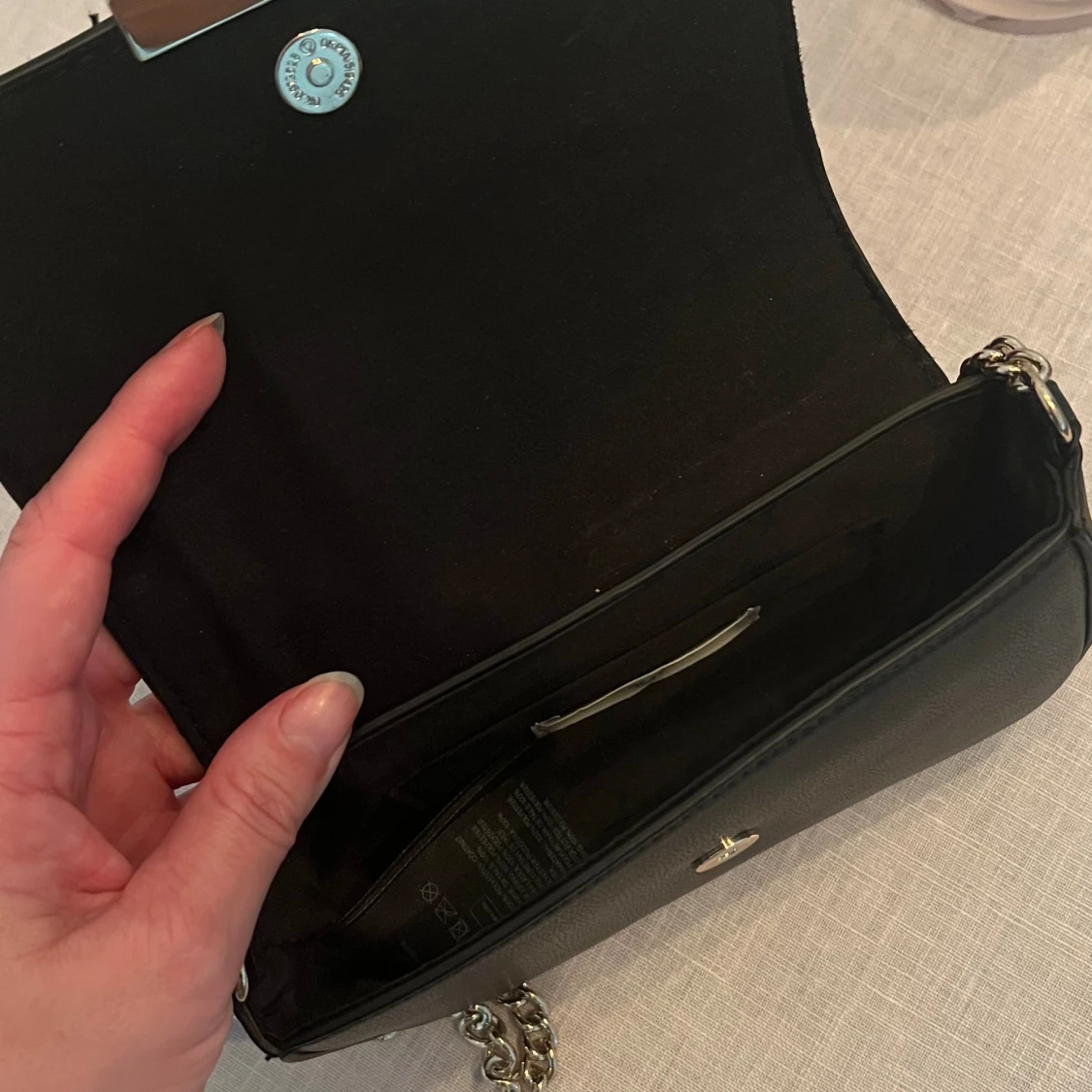 Axelremsväska i kedjan - H&M - 91