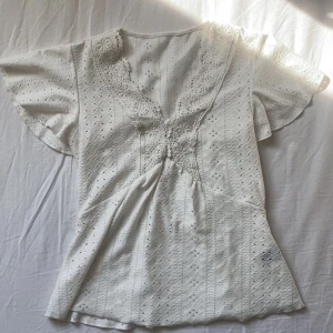 Topp - Superfin topp, kommer ej till användning. Superfin till sommaren!!