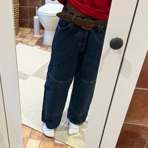 Sweetsktbs jeans - Storlek S, hyfsat baggy och har sytt upp dem så de passar mig som är 156 på längden✨