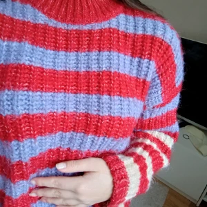 Stickad tröja - Stickad tjocktröja från Zara, nypris 399. Perfekt till sommaren 💓