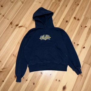 Sweet Hoddie - Clean hoodie i mycket bra skick