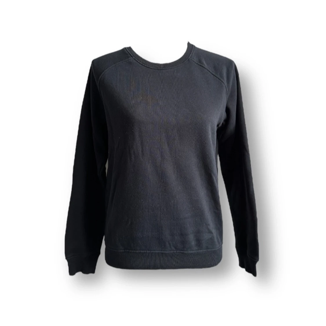 Svart sweatshirt 