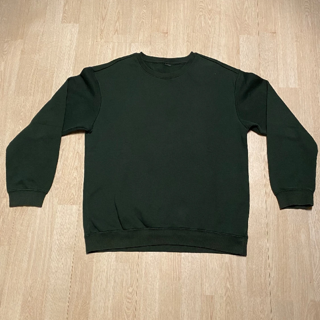 Basic Grön Crewneck  - 90