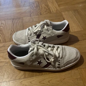 Converse skor 40 - Nya Converse skor som jag aldrig använt i storlek 40