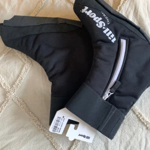 Boot Cover Thermo - Boot Covers for skiing. Never used. Tags still on (but without price). Size 38/39.  Price in store: 599. 