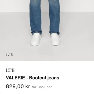 Ltb Valerie - Snygga low waist jeans från Ltb, i bra skick, använde dom inte därför jag säljer
