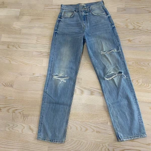 Jeans  - Ny skick! Ljusblås jeans som är helt nya och väldigt fina. 