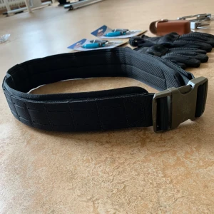 Bälte enligt överenskommelse  - Hänvisar till Blocket kontakt.