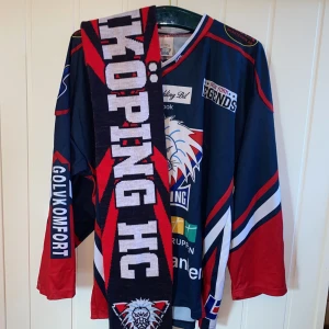 Linköping hockeytröja  - Aldrig använd pris kan sänkas vid snabb säljer då jag inte e så intresserad av hockey längre dar av priset 