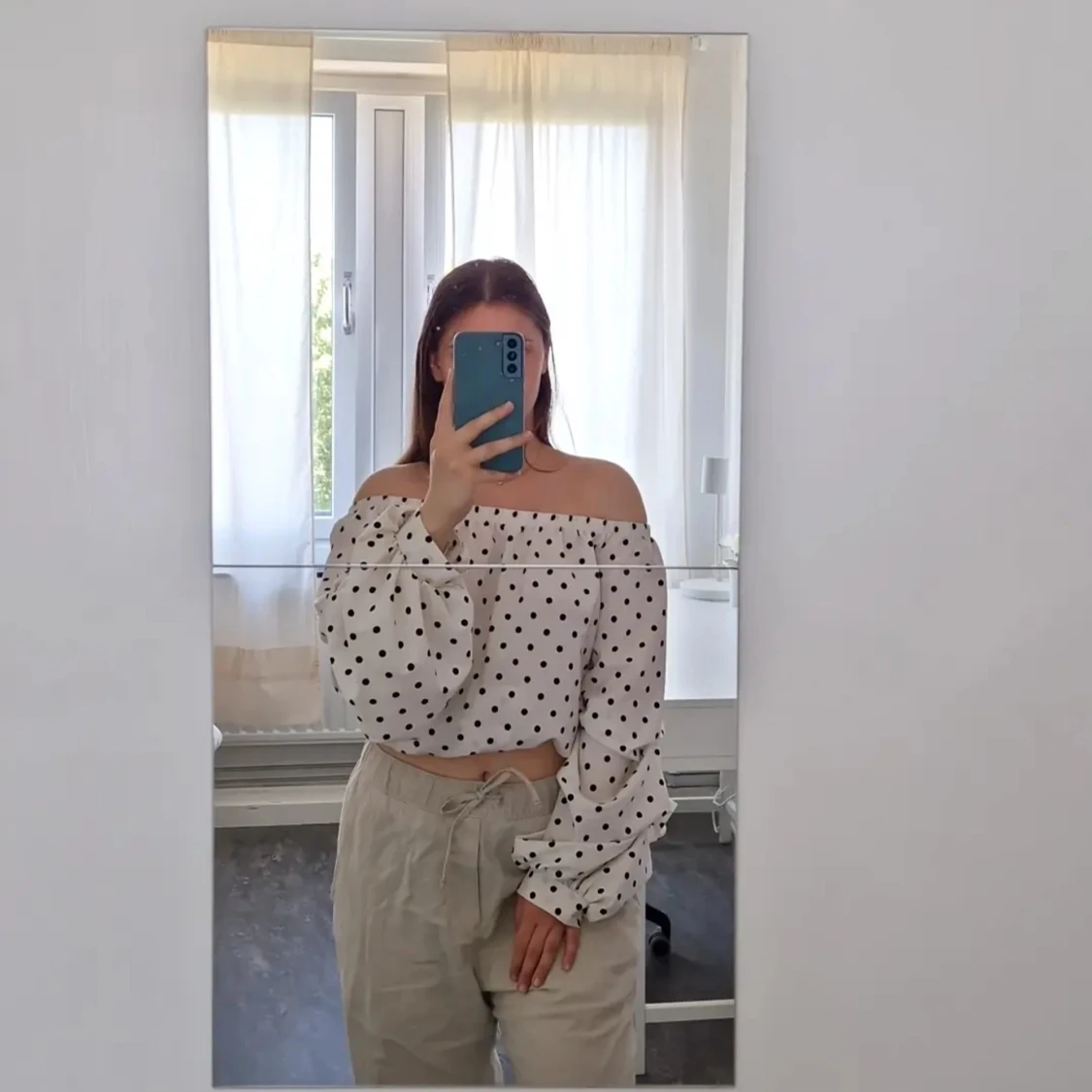 Vit off the shoulder topp - 91