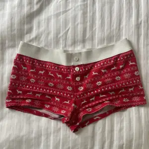 Söta pyjamas shorts från Gina tricot 